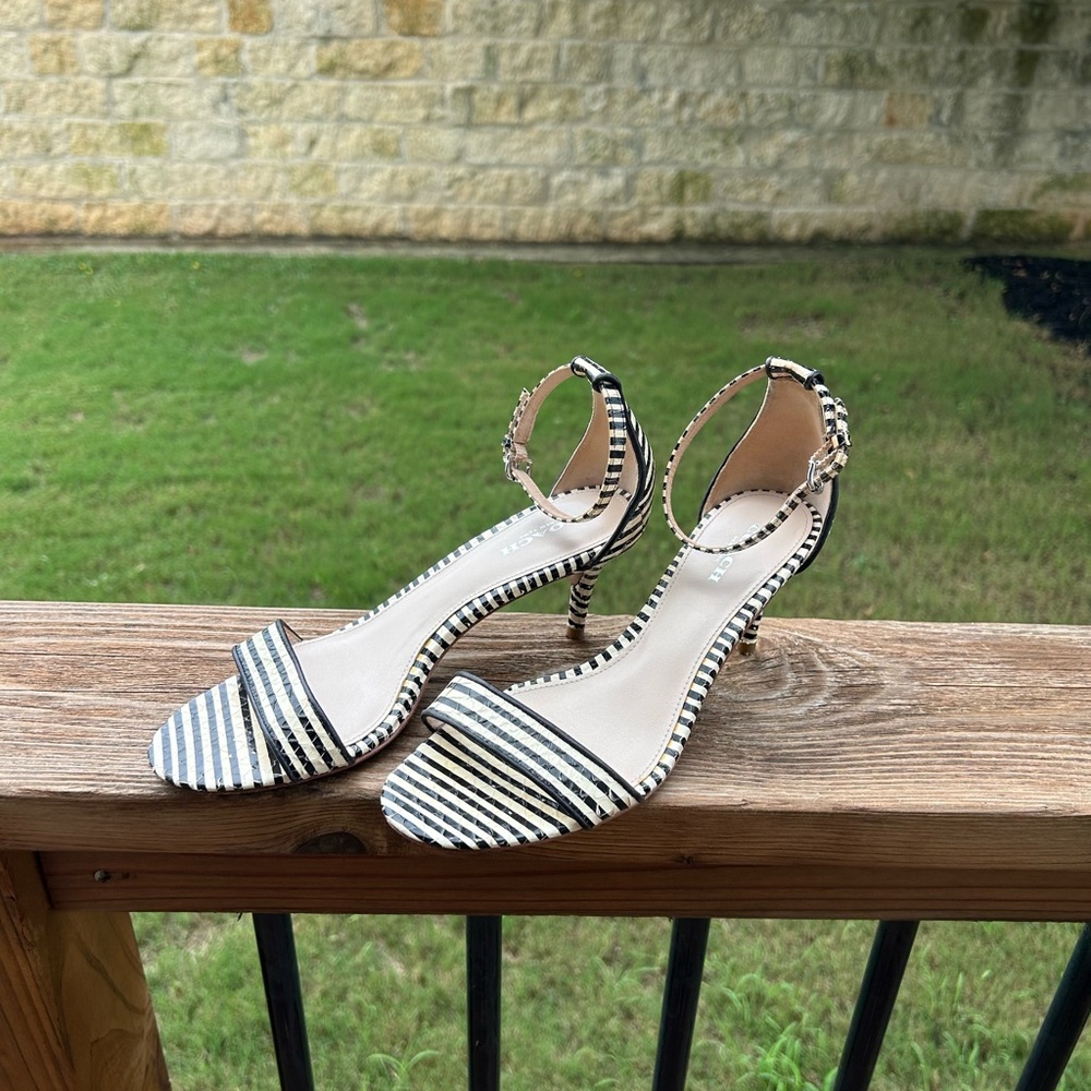 B&W Striped Open toe Coach Marci Stripe Sz 7Ankle Strap Beetlejuice costume